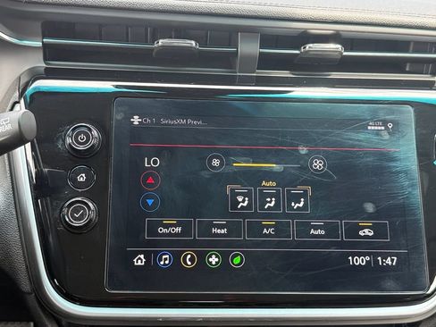 Used 2023 Chevrolet Bolt LT w/ Infotainment Package FWD image 15