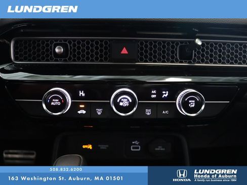 Used 2024 Honda Civic Sport image 25