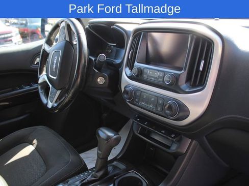 Used 2018 GMC Canyon SLE w/ SLE Convenience Package image 27