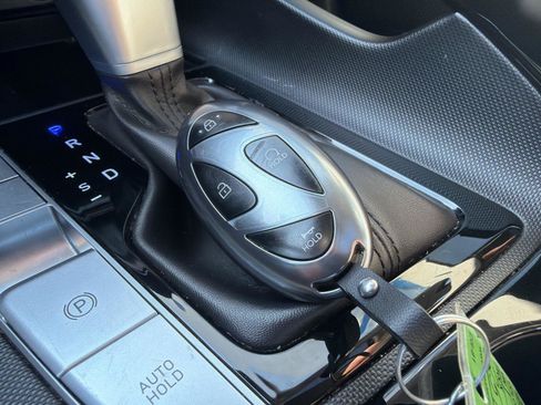 Used 2025 Hyundai Elantra Limited FWD image 37