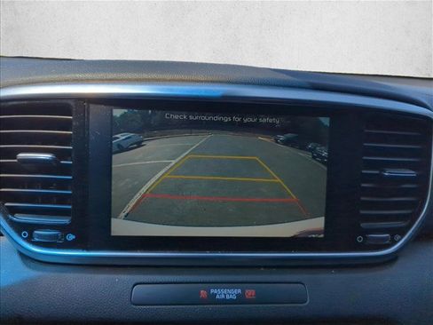 Used 2021 Kia Sportage S w/ S FWD Premium Package image 27
