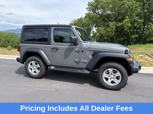 Used 2020 Jeep Wrangler Sport AWD/4WD image 7