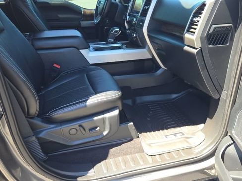 Used 2019 Ford F150 Lariat AWD/4WD image 9