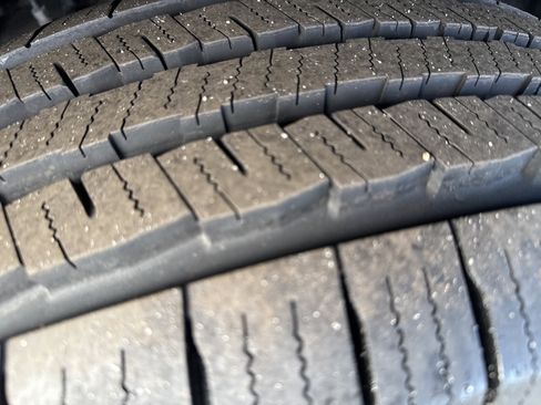 Used 2011 Chevrolet Tahoe LS image 12