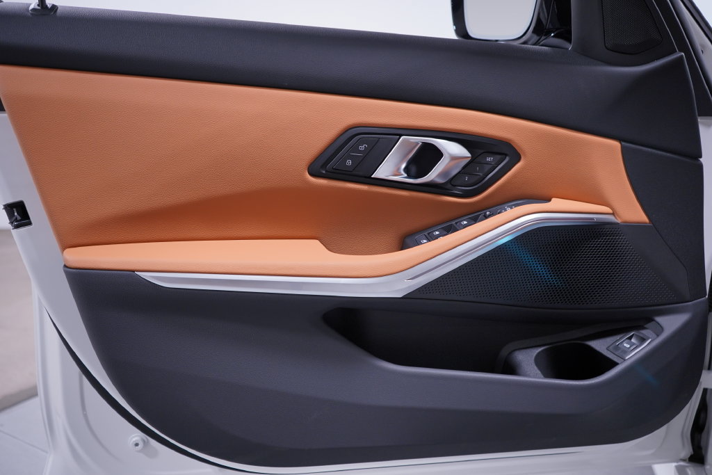 New 2026 BMW M340i w/ Shadowloine Package RWD image 21