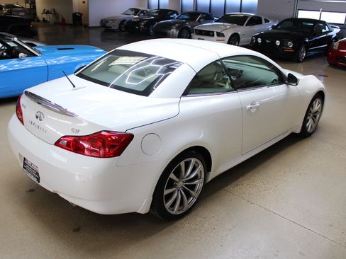 Used 2010 INFINITI G37 Sport w/ Premium Pkg image 30