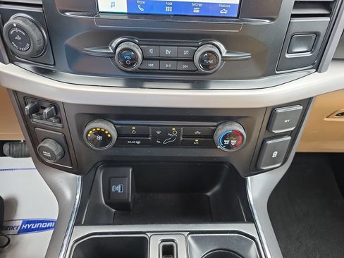 Used 2023 Ford F150 XLT w/ Trailer Tow Package RWD image 30