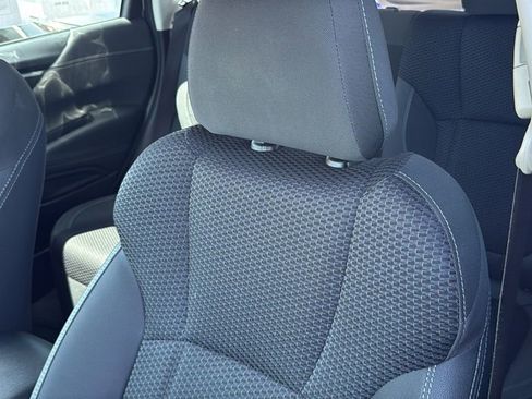 Used 2020 Subaru Forester Premium AWD/4WD image 25