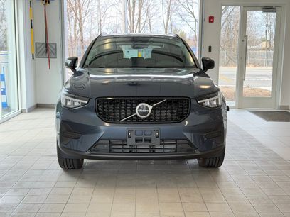 New 2026 Volvo XC40 B5 Core w/ Protection Package Premier