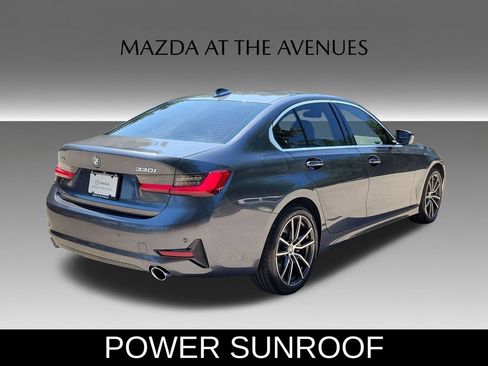 Used 2019 BMW 330i xDrive Sedan w/ Convenience Package AWD/4WD image 4