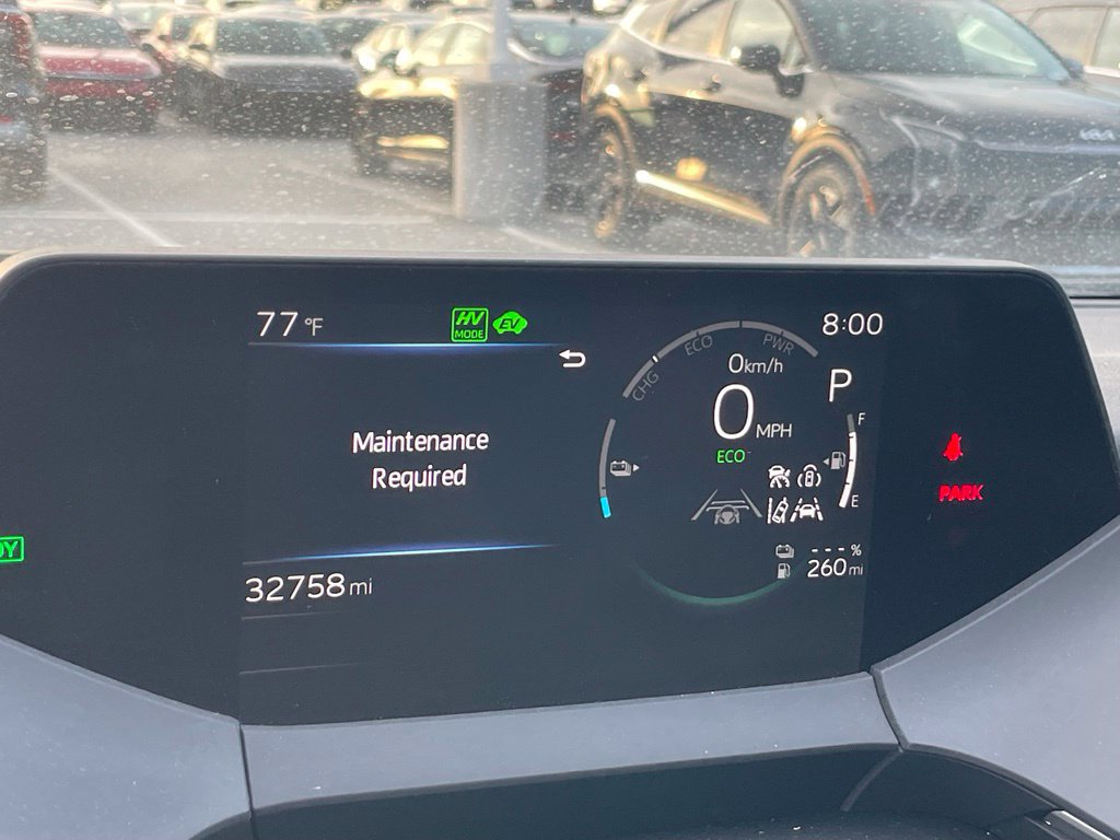 Used 2024 Toyota Prius Prime Premium w/ Advanced Technology Package FWD image 5