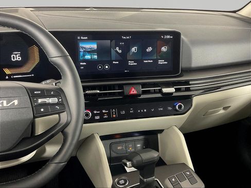 New 2026 Kia Sportage EX FWD image 11