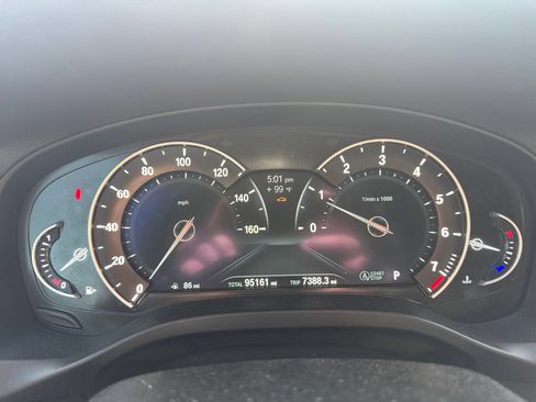 Used 2019 BMW X4 xDrive30i AWD/4WD image 6