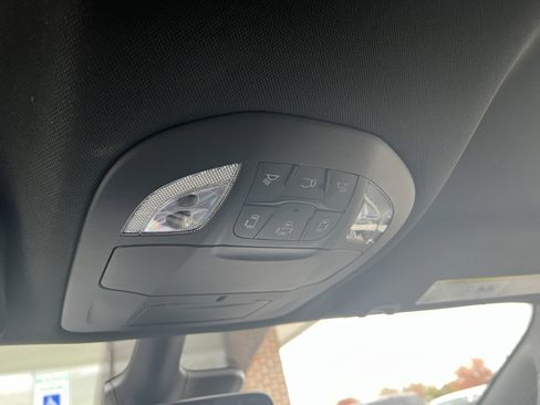 New 2026 Chrysler Pacifica Select image 28