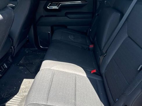 Used 2024 GMC Sierra 1500 Elevation AWD/4WD image 3