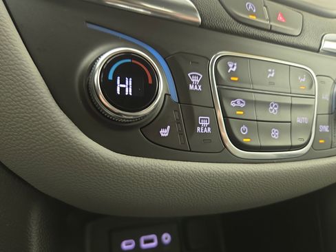 Certified 2022 Chevrolet Equinox LT image 26