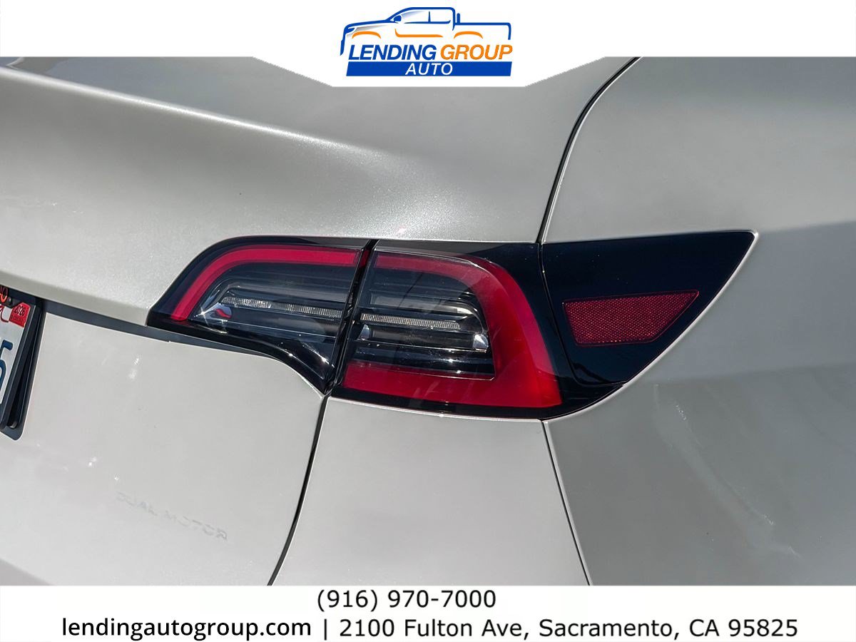 Used 2023 Tesla Model Y Long Range AWD/4WD image 7