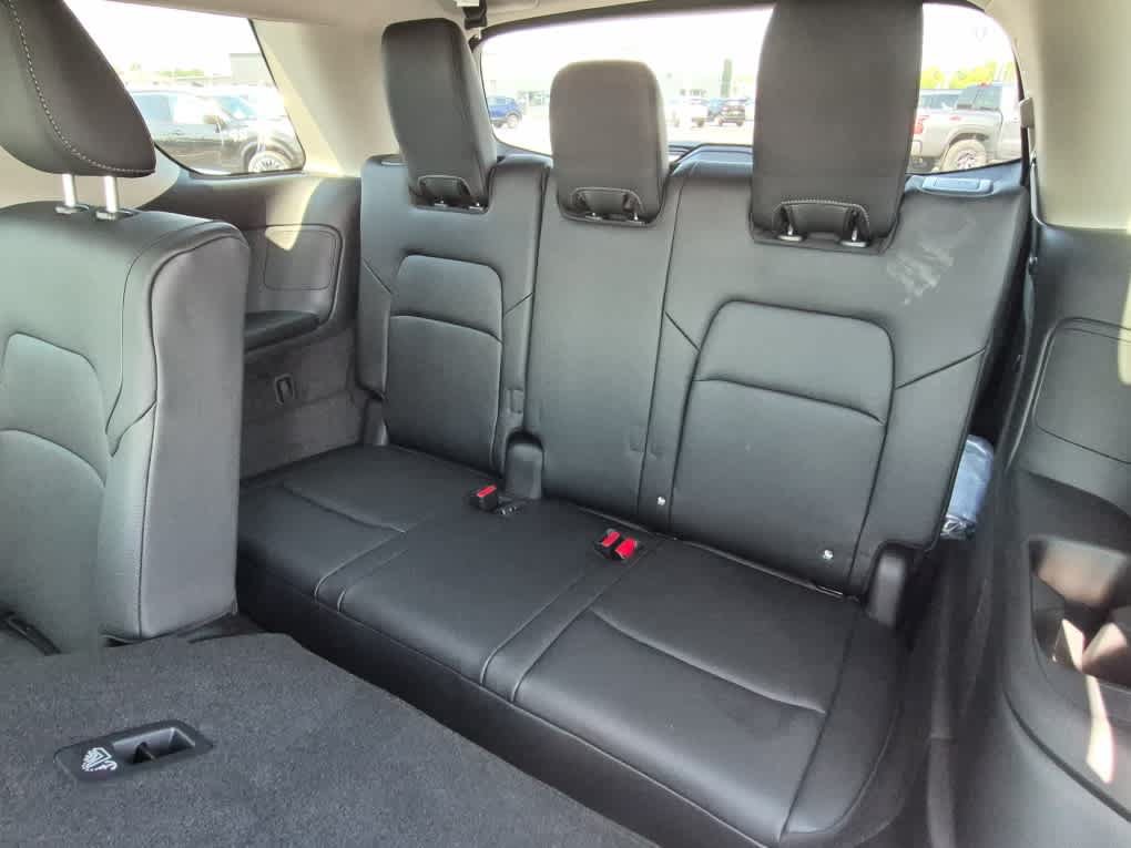 New 2026 Nissan Pathfinder SL AWD/4WD image 7