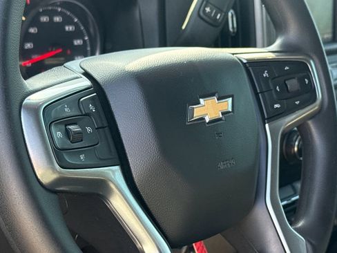 Used 2022 Chevrolet Silverado 2500 Custom w/ Custom Value Package AWD/4WD image 30