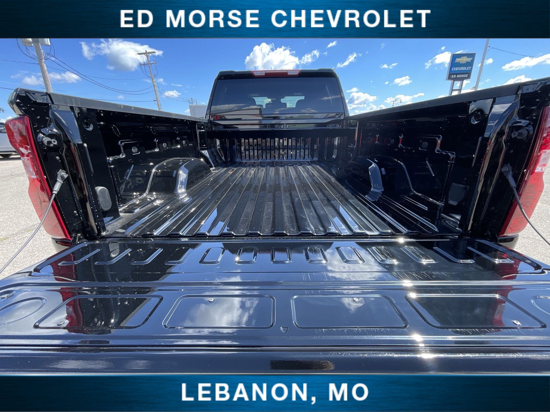 New 2026 Chevrolet Silverado 2500 Custom w/ Custom Value Package AWD/4WD image 23