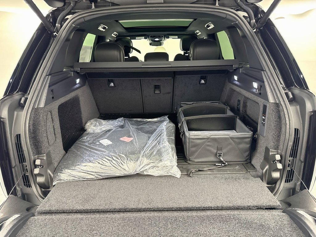 New 2027 Land Rover Range Rover SE AWD/4WD image 28