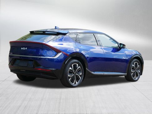 Certified 2022 Kia EV6 Wind w/ Wind Technology Package AWD/4WD image 7