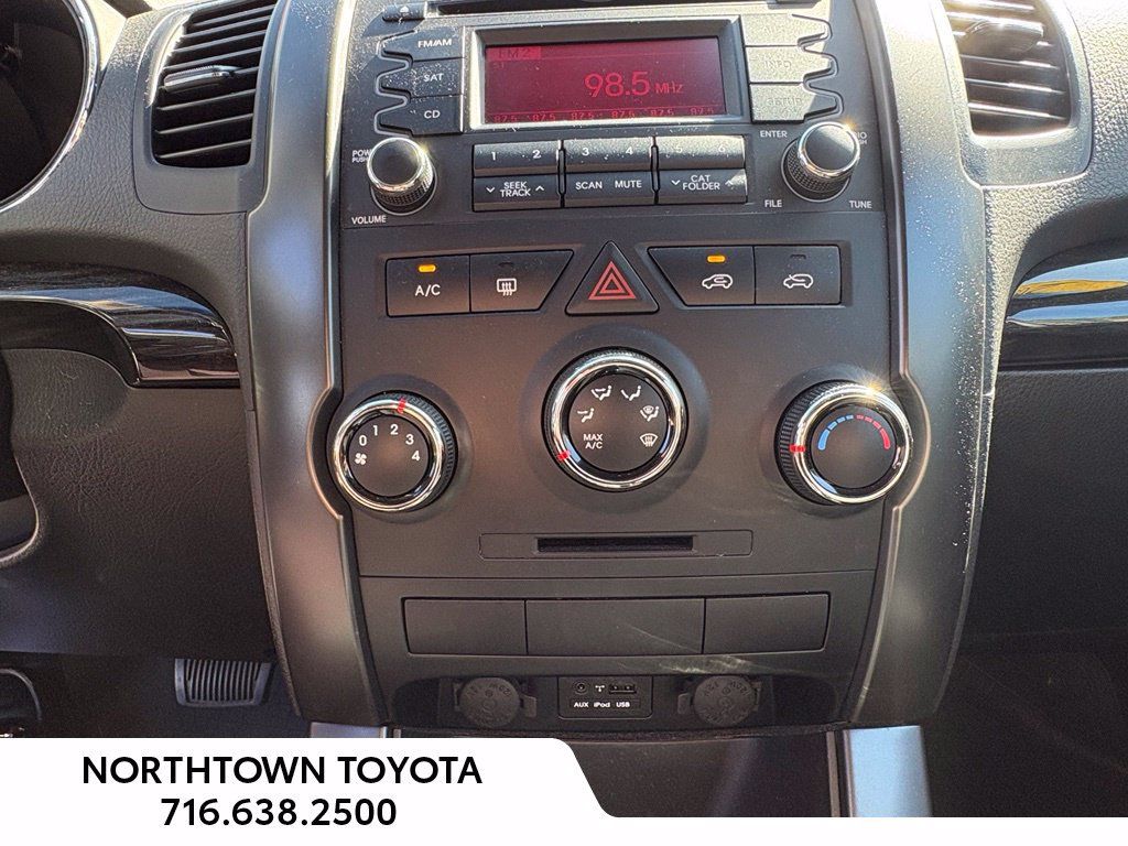 Used 2013 Kia Sorento LX AWD/4WD image 20