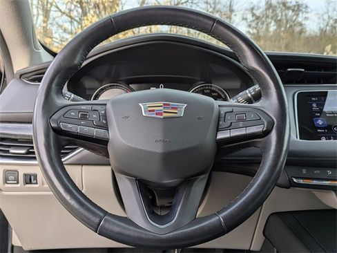 Certified 2023 Cadillac XT4 Premium Luxury w/ Driver Assist Package image 10