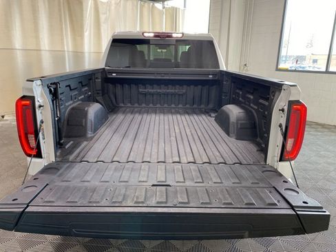 Used 2022 GMC Sierra 1500 Denali w/ Denali Reserve Package AWD/4WD image 41