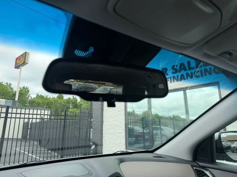 Used 2018 Hyundai Santa Fe SE FWD image 27