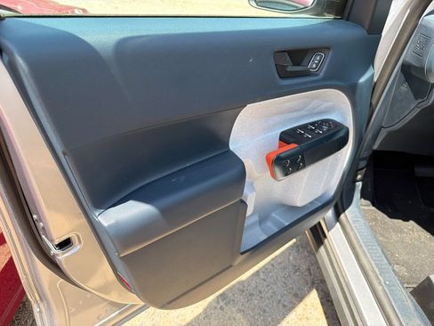 Used 2024 Ford Maverick XLT FWD image 8