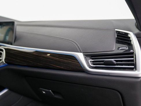 Used 2021 BMW X5 xDrive45e w/ Parking Assistance Package image 23