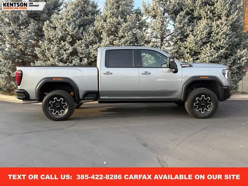 Used 2025 GMC Sierra 2500 AT4X image 11