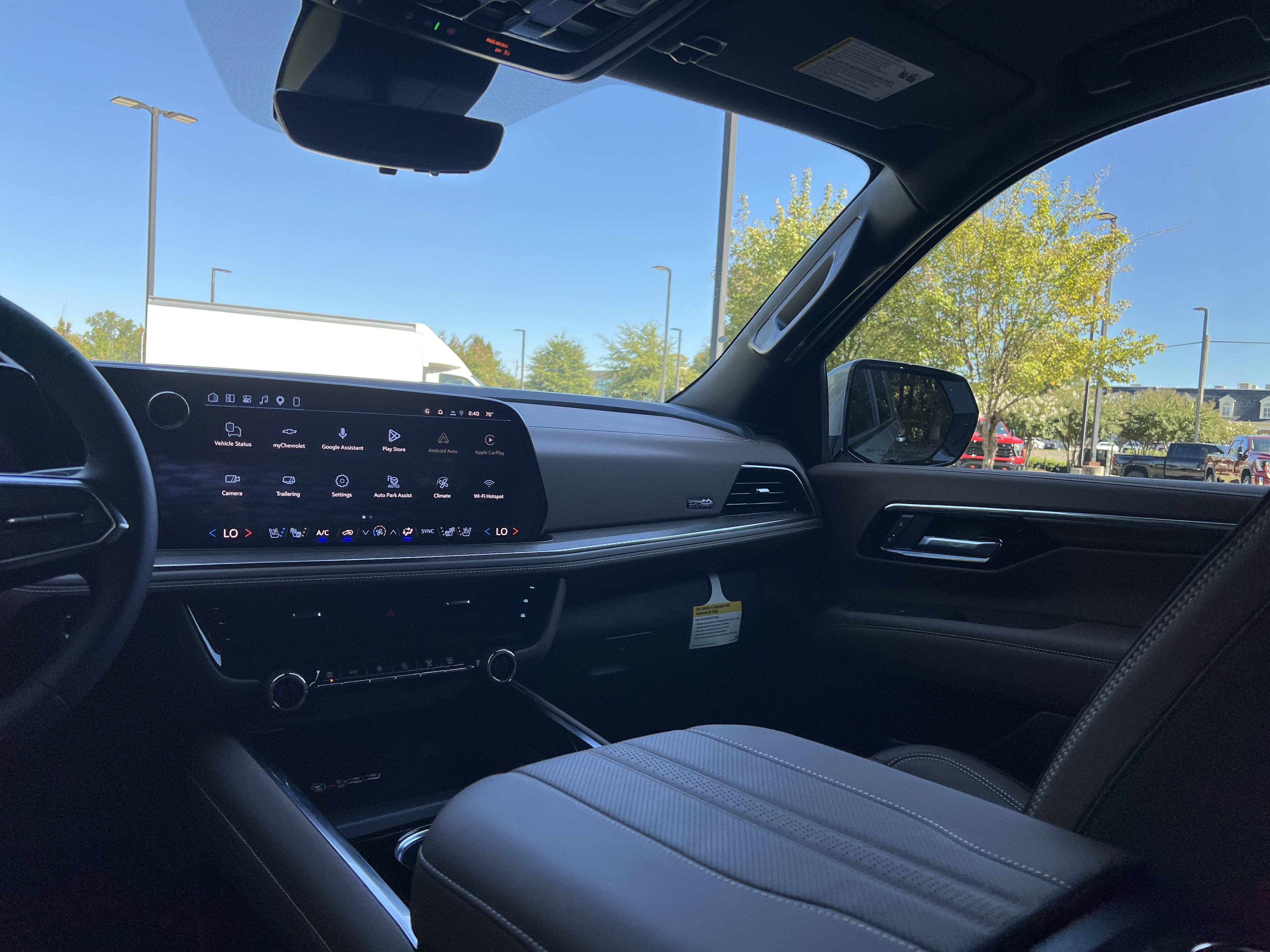 New 2026 Chevrolet Tahoe High Country w/ Sun And Tow Package AWD/4WD image 25