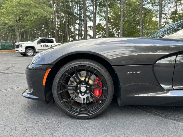 Used 2013 SRT Viper GTS w/ GTS Laguna Interior Pkg RWD image 9