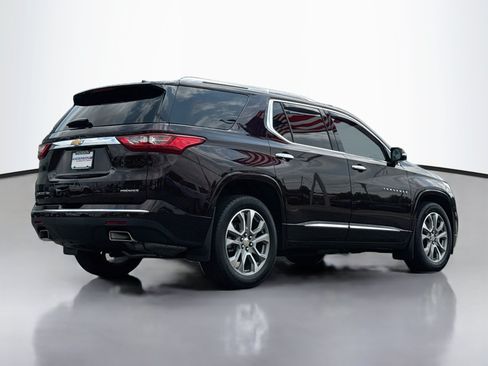 Used 2020 Chevrolet Traverse Premier AWD/4WD image 2