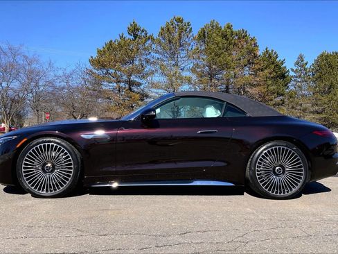 New 2026 Mercedes-Benz Maybach SL 680 image 11