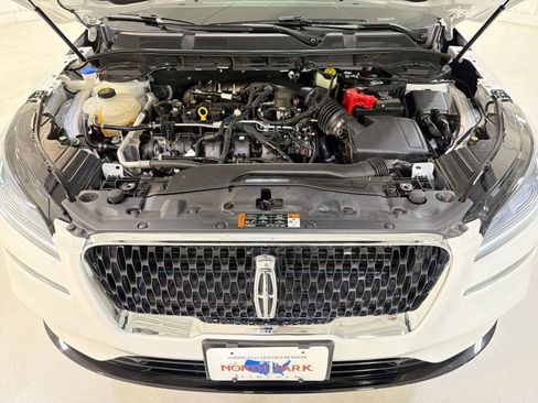 Used 2022 Lincoln Corsair Reserve w/ Sport Package image 31