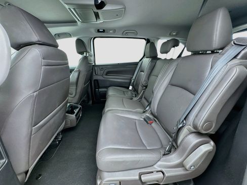 Used 2019 Honda Odyssey Elite image 16