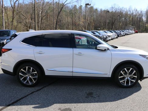 Used 2023 Acura MDX SH-AWD W/TECHNOLOGY PACKAGE image 9