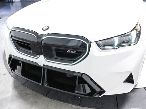 New 2026 BMW M5 AWD/4WD image 11