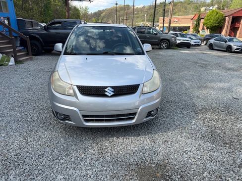 Used 2012 Suzuki SX4 Sportback FWD image 4