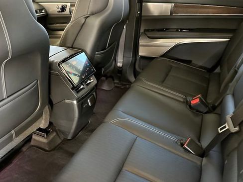 New 2026 Cadillac Vistiq Sport image 12