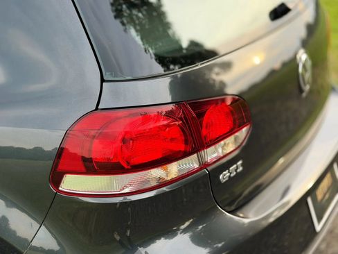 Used 2012 Volkswagen GTI 4-Door FWD image 41