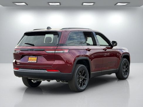 New 2026 Jeep Grand Cherokee Altitude image 6