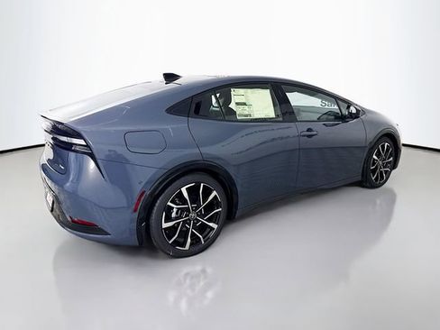 New 2026 Toyota Prius Plug-In Hybrid FWD image 7