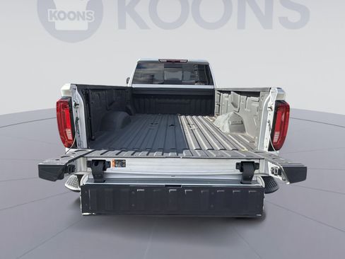 Used 2023 GMC Sierra 3500 Denali image 26