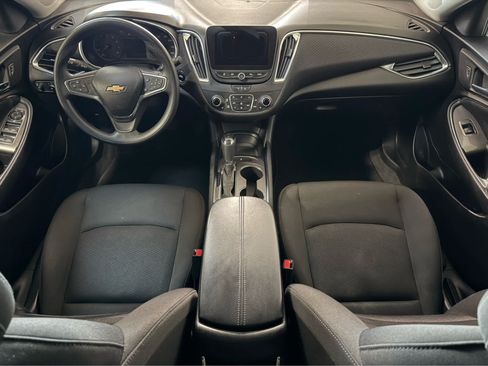 Used 2020 Chevrolet Malibu LT FWD image 16