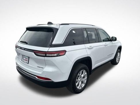 Used 2023 Jeep Grand Cherokee Limited image 6