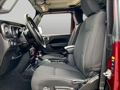 Used 2021 Jeep Wrangler Sport AWD/4WD image 8